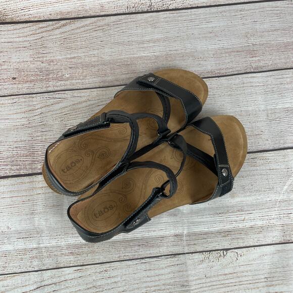 Taos Universe Womens EU 41 US 10-10.5 Sandals Black Leather Footbed - Picture 8 of 11